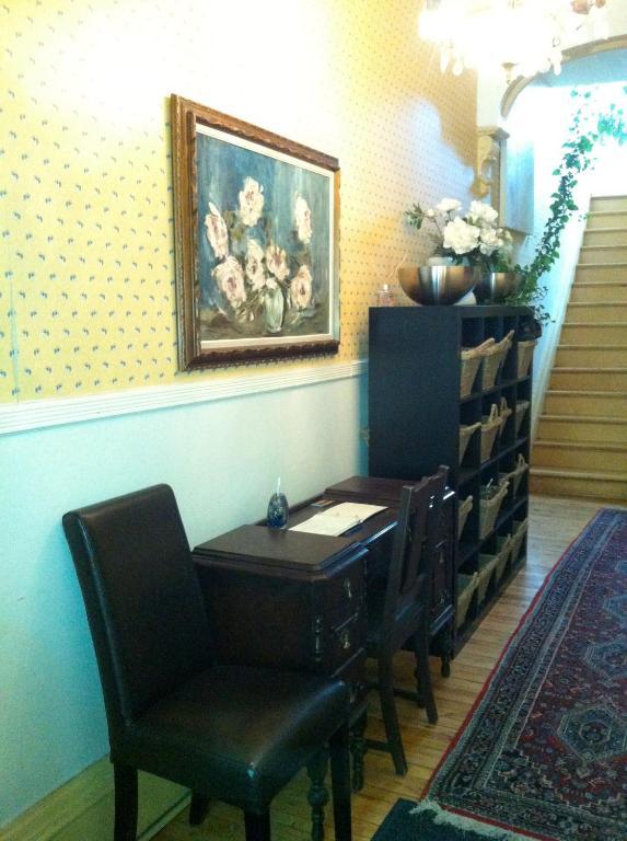 Gold Door Inn Οττάβα Εξωτερικό φωτογραφία